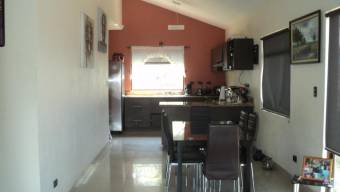 RS Vende Espaciosa Casa en Residencial Privado Guadalupe Listing 19-623