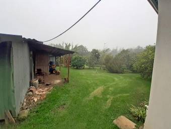 Lovely 2-Acre Property with 3 Houses in the Hills of Cartago