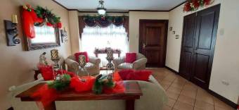 GRANDIOSA CASA EN VENTA. CARTAGO LA UNIÓN. #21-492