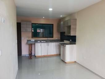 CÓMODA CASA EN VENTA. SAN JOSÉ ESCAZÚ.#21-609