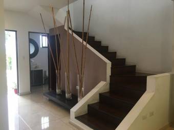 Venta de Casa en Escazú Centro. 21-830a 