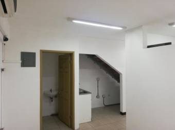 Venta de Local Comercial en Santa Ana. 21-822a, $ 112,100, 1, San José, Santa Ana