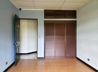CityMax vende amplia casa en Santo Domingo de Heredia 3 habitaciones