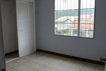 Venta de casa ubicada en San José, Ciudad Colón Urbanización Boulevar las Palmas