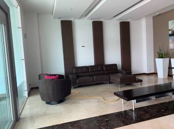 Venta apto ubicado en San José, Sabana, Condominio Torre Roble Sabana