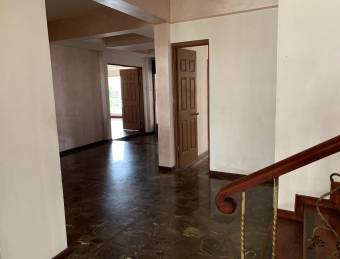 Venta de casa ubicada en San José, Sabana, Barrio las Américas, 