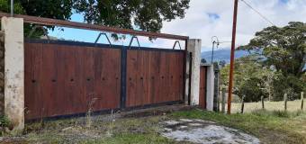 CityMax vende quinta con cabaña Heredia Vara Blanca San Rafael.