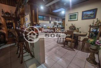 Vendo casa con apartamento en San Francisco Heredia #1557