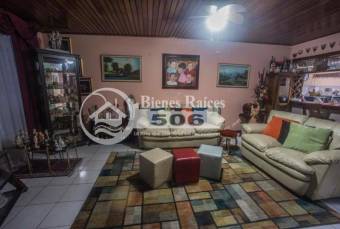 Vendo casa con apartamento en San Francisco Heredia #1557