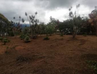 Se vende excelente terreno, Paraíso de Cartago.