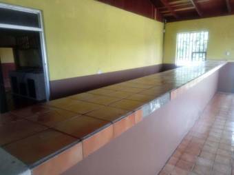 CG-20-1422.  Excelente Local Comercial  en Guápiles,  En Venta, ₡ 95,000,000, 5, Limón, Pococí