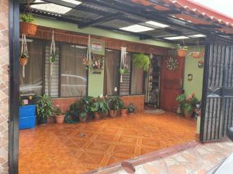 Bonita casa en Venta,  Guadalupe            CG-22-580