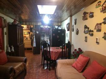 Bonita casa en Venta,  Guadalupe            CG-22-580