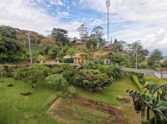 MLS-21-2213 VENTA CASA VERBENA NORTE TURRIALBA 