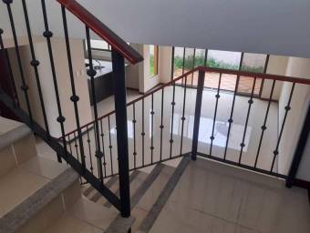 Venta de linda casa en Pozos de Santa Ana