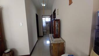 Se vende hermosa casa en Santa Ana 22-552