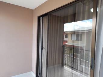 Se vende maravillosa casa en exclusivo condominio, en el Coyol, Alajuela.22-998