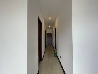 Se vende hermosa casa en condominio privado en el Coyol, Alajuela 21-2345