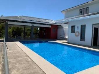 Se vende hermosa casa de un nivel en Rio Segundo, Alajuela22-724