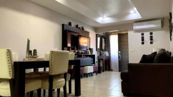 Se vende linda Casa en Condominio Milenio Heredia. 22-995