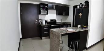 Se vende apartamento cómodo en Santa Ana 22-1501