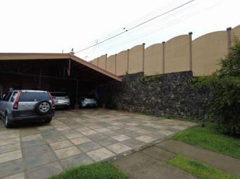 MLS-23-133 VENTA PROPIEDAD CON 2 CASAS PARAISO CARTAGO 