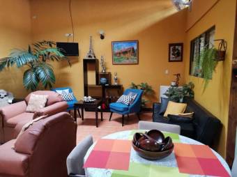 MLS-23-1530 VENTA CASA DESAMPARADOS SAN JOSE 