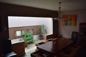 MLS-23-1570 VENTA CASA DESAMPARADOS SAN JOSE 