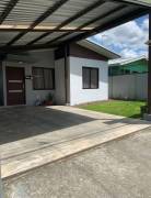 Preciosa casa familiar en Calle Standar de Guapiles, Venta   CG-23-163