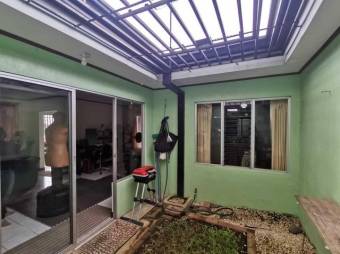 MLS-23-1531 VENTA CASA DESAMPARADOS SAN JOSE 