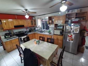 MLS-23-1531 VENTA CASA DESAMPARADOS SAN JOSE 