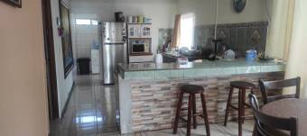 Moderna y Comoda casa en Guapiles, Venta   CG-22-1765