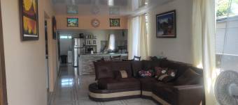 Moderna y Comoda casa en Guapiles, Venta   CG-22-1765