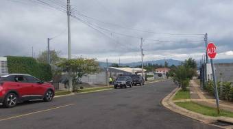 Casa en Alquiler en San Isidro, Heredia. RAH 23-1245