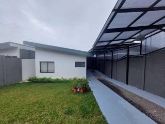 Casa en Venta en San Isidro, Heredia. RAH 23-1154