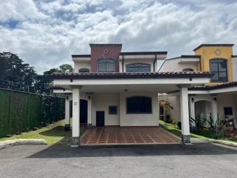 Casa en Venta en San Isidro, Heredia. RAH 23-1170