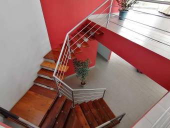 Casa en Venta en San Isidro, Heredia. RAH 23-1143