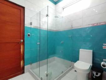 Casa en Venta en San Isidro, Heredia. RAH 23-1143