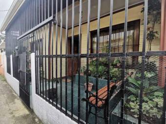 MLS-23-1539 VENTA CASA TURRIALBA CENTRO