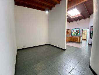 Casa en Venta en Curridabat, San José. RAH 23-1647