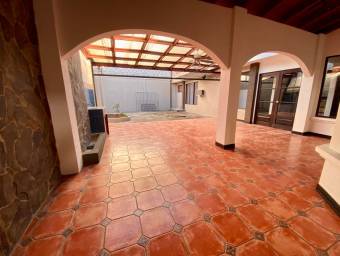 Casa en Venta en Curridabat, San José. RAH 23-1647