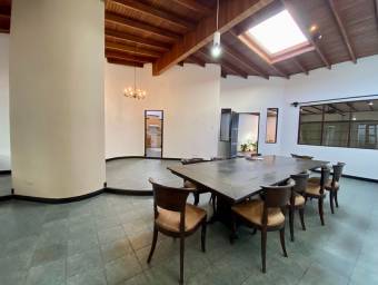 Casa en Venta en Curridabat, San José. RAH 23-1647