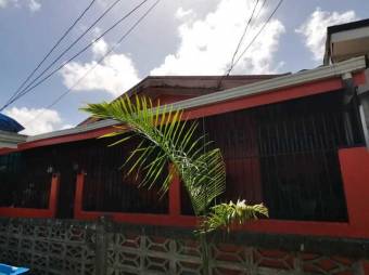 MLS-23-1542 VENTA CASA TURRIALBA CENTRO 