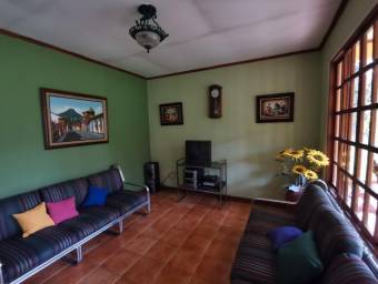 Casa en Venta en Turrialba, Cartago. RAH 23-1631