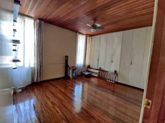 MLS-23-567 VENTA CASA ALAJUELA CENTRO