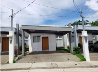 Venta de casa ubicada en Heredia, Barreal, Ulloa