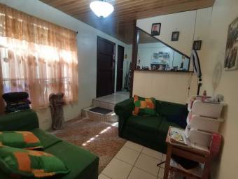 Casa en Venta en El Guarco, Cartago. RAH 23-1641