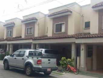 Casa en Venta en La Unión, Cartago. RAH 22-918