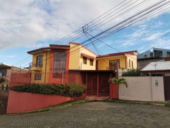 Casa en Venta en Goicoechea, San José. RAH 23-117