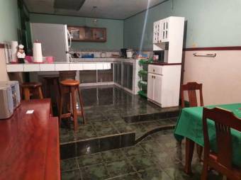 MLS-23-1586 VENTA CASA TURRIALBA CENTRO 